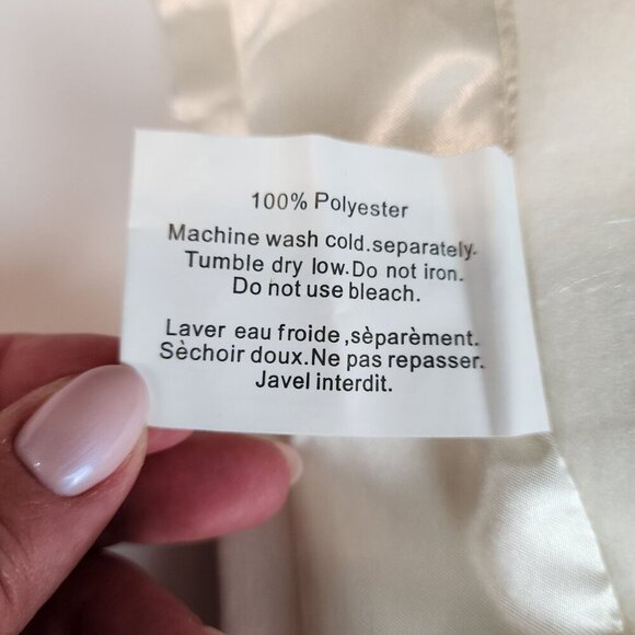 Kids Line baby blanket white with satin trim - Picture 4 of 7